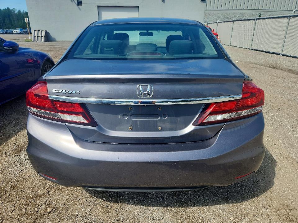 Photo 6 from auction – 2015 HONDA CIVIC with VIN 2HGFB2F51FH029127