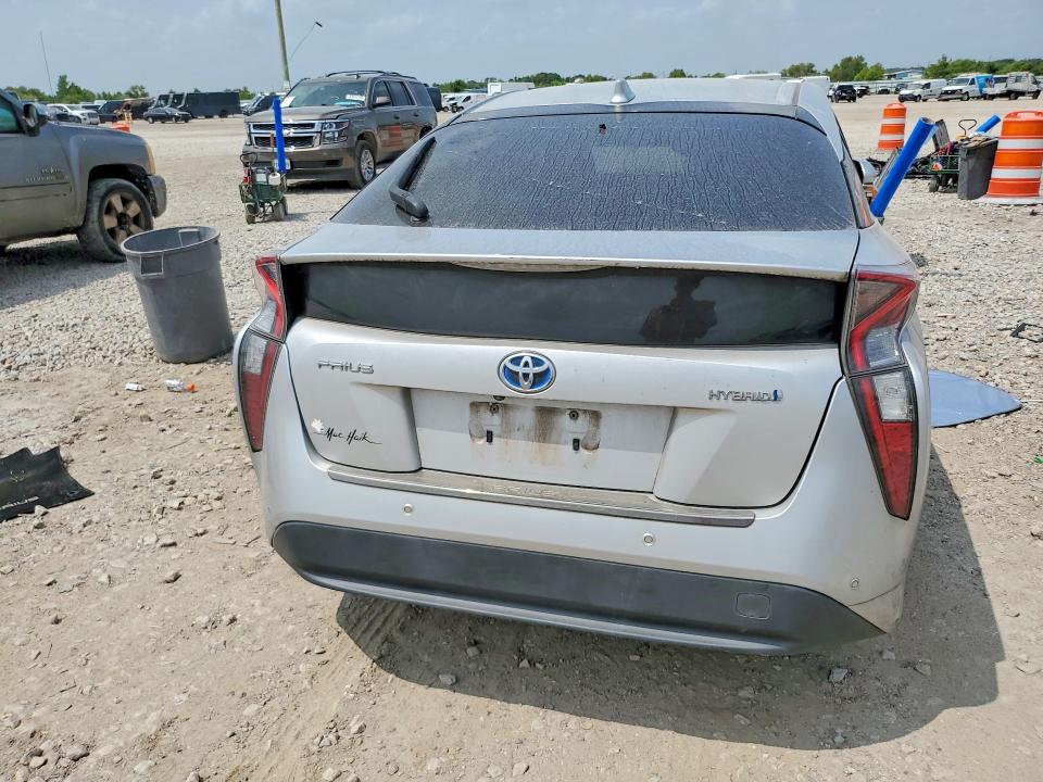 Photo 6 from auction – 2018 TOYOTA PRIUS with VIN JTDKARFU8J3063173