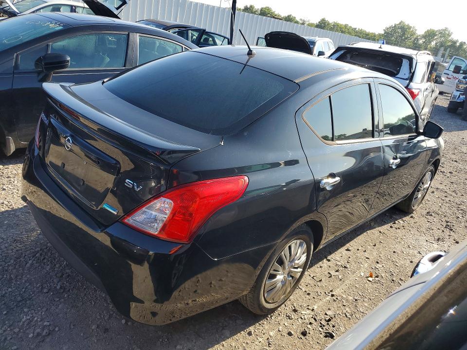صورة رقم 3 من المزاد - 2015 NISSAN VERSA مع VIN 3N1CN7AP0FL846341