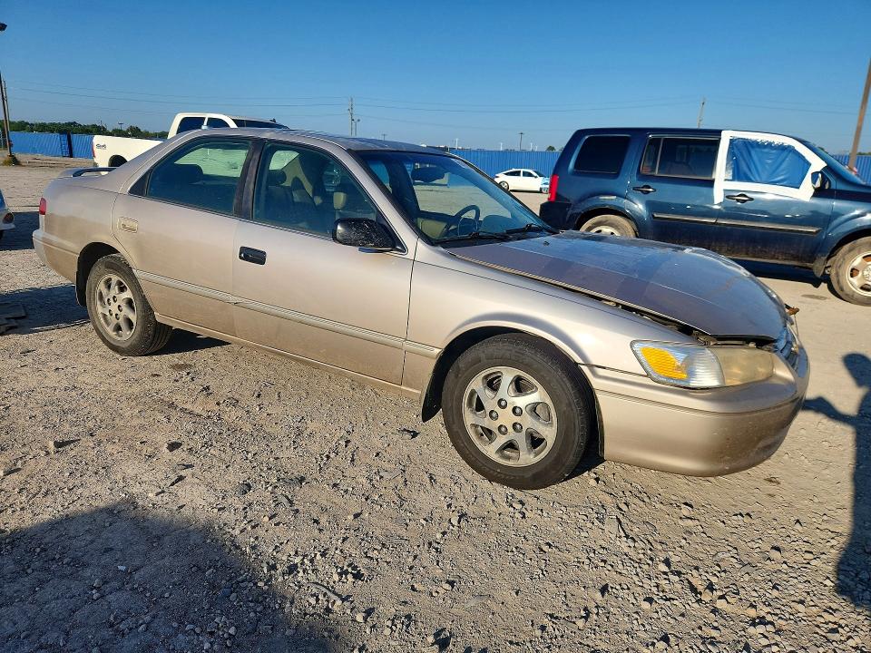 Photo 4 from auction – 2001 TOYOTA CAMRY with VIN 4T1BG28K01U777872