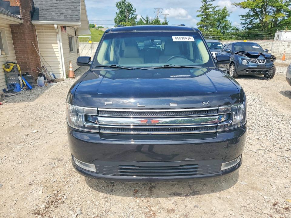 Photo 5 from auction – 2019 FORD FLEX with VIN 2FMHK6C86KBA24432