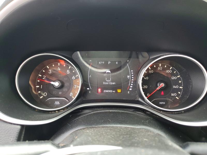 Photo 9 from auction – 2018 JEEP COMPASS with VIN 3C4NJDBB3JT303044