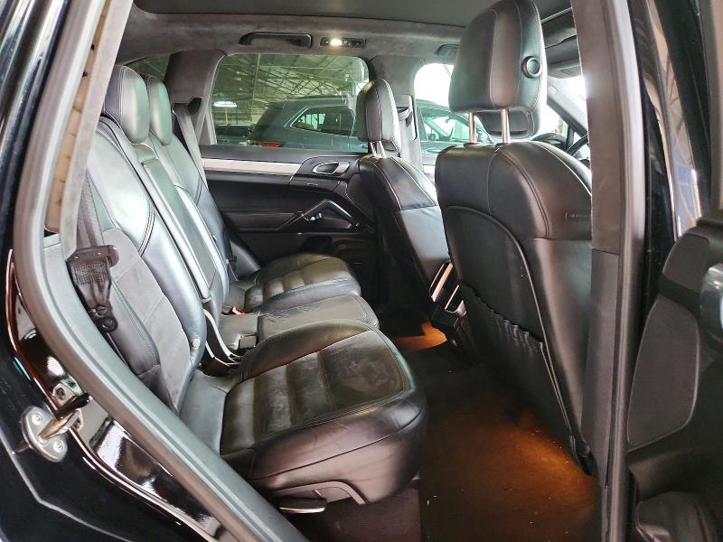 Photo 11 from auction – 2013 PORSCHE CAYENNE with VIN WP1AD2A22DLA79193