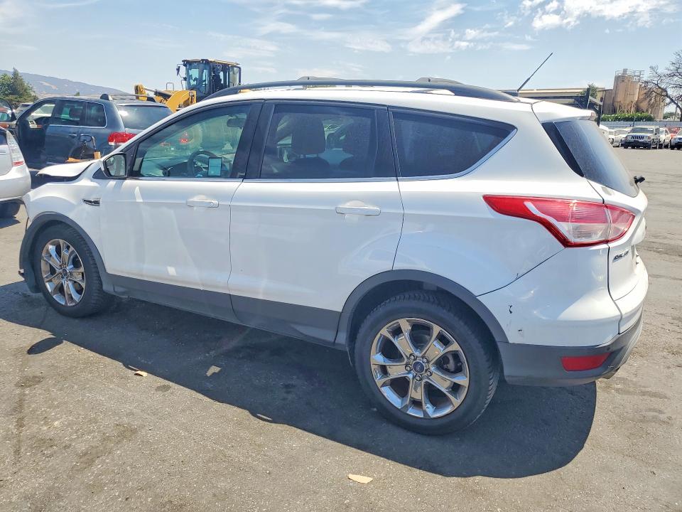 Photo 2 from auction – 2014 FORD ESCAPE with VIN 1FMCU0GX1EUB64700