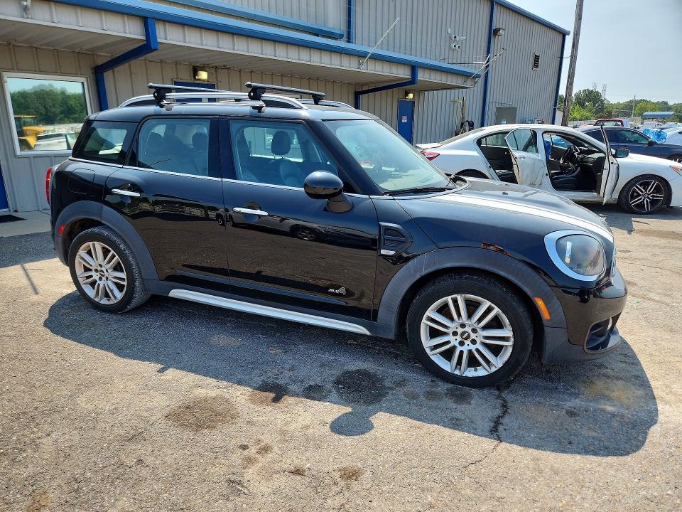 Photo 4 from auction – 2018 MINI COOPER with VIN WMZYV5C32J3B75957