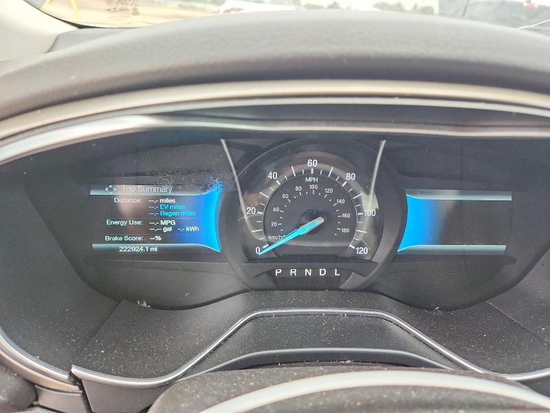 Photo 9 from auction – 2014 FORD FUSION with VIN 3FA6P0PU1ER330449