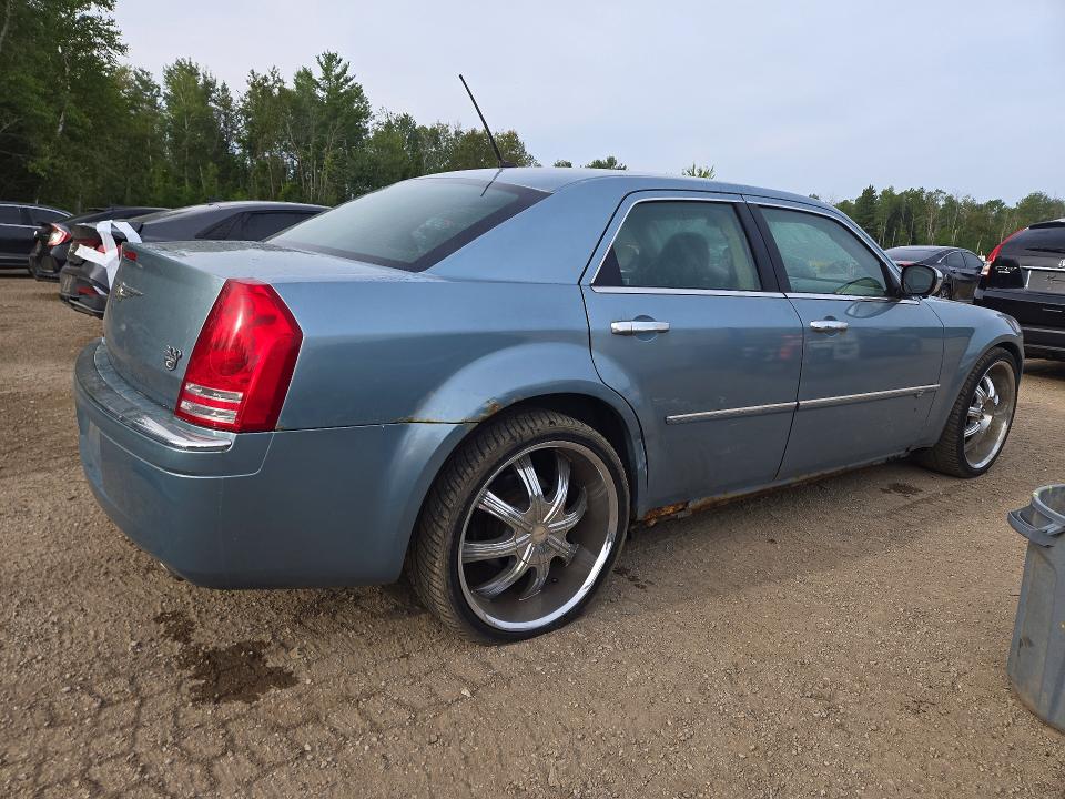 Photo 3 from auction – 2008 CHRYSLER 300C with VIN 2C3KA63H68H268363