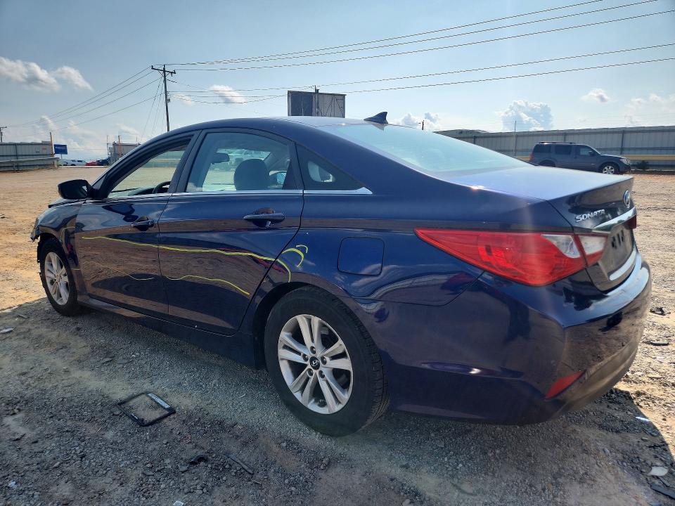 Photo 2 from auction – 2014 HYUNDAI SONATA with VIN 5NPEB4AC6EH825650