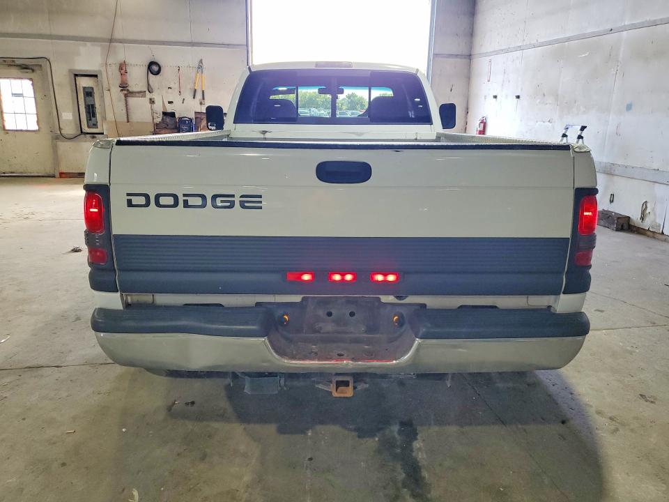 صورة رقم 6 من المزاد - 1998 DODGE RAM 3500 مع VIN 1B7MC3367WJ212181