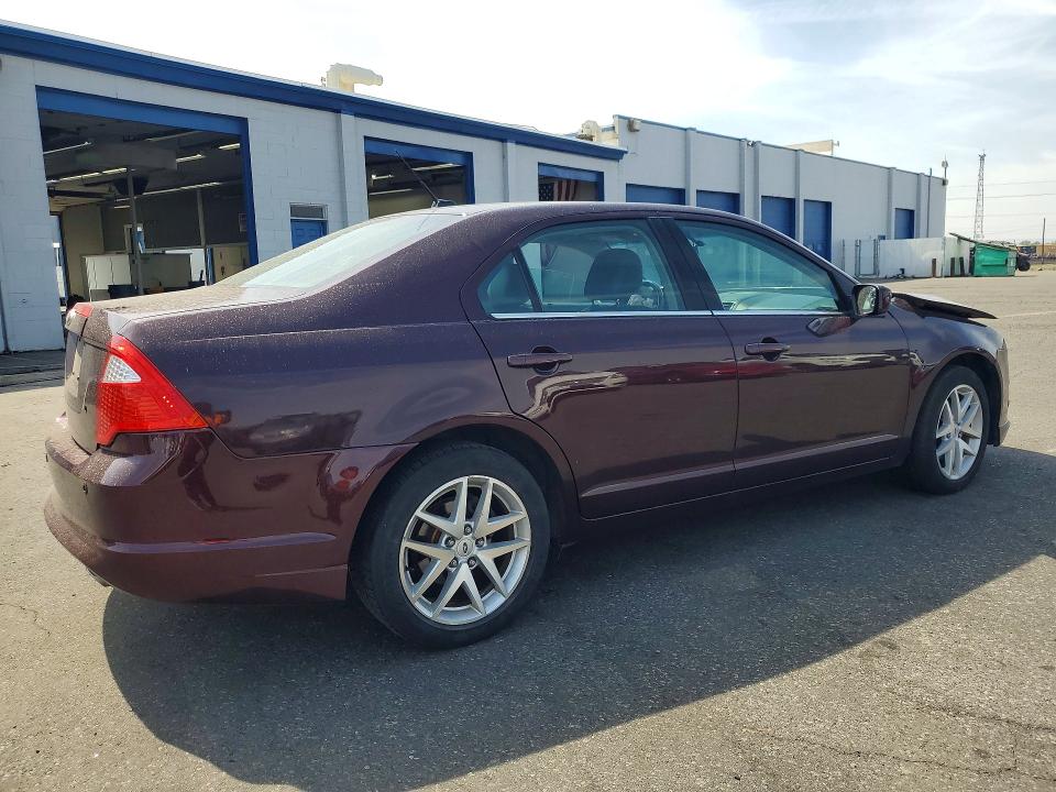 Photo 3 from auction – 2011 FORD FUSION with VIN 3FAHP0CG2BR134590
