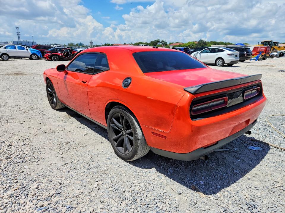 Снимка 2 от търг – 2017 DODGE CHALLENGER с VIN 2C3CDZAG3HH531898