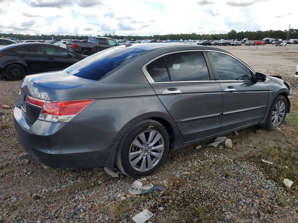 Photo 3 from auction – 2011 HONDA ACCORD with VIN 5KBCP3F82BB002880