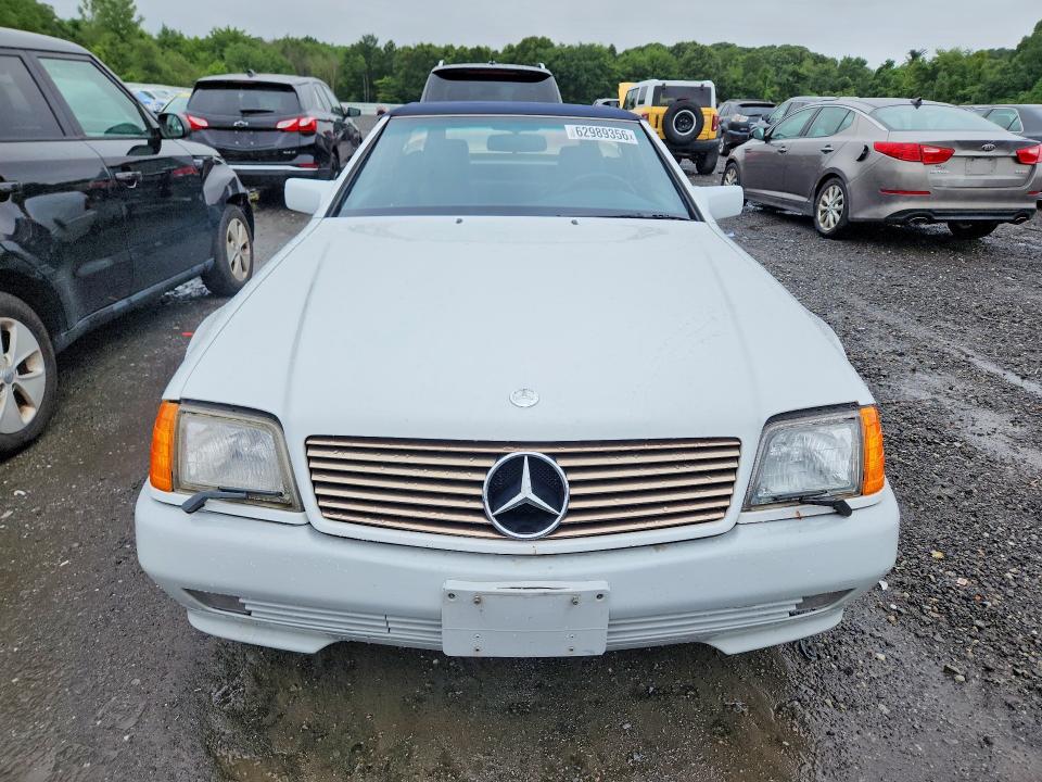 Photo 5 from auction – 1992 MERCEDES-BENZ 500 with VIN WDBFA66E5NF053907