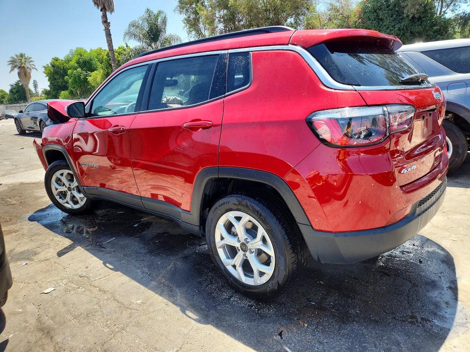 Photo 2 from auction – 2025 JEEP COMPASS with VIN 3C4NJDBN7ST546867