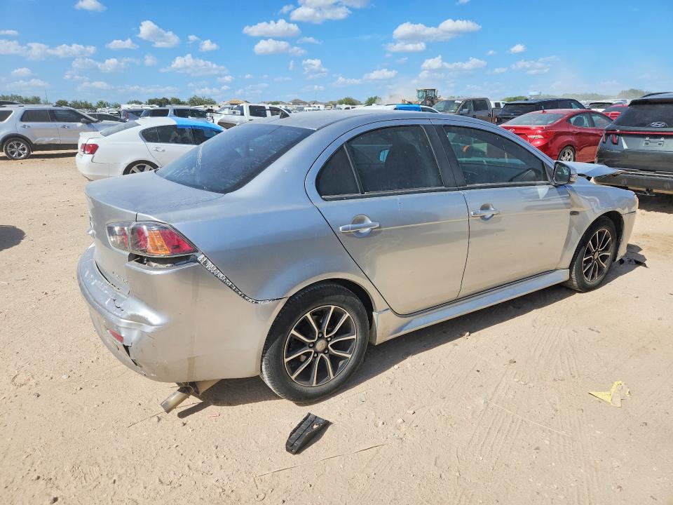 Photo 3 from auction – 2017 MITSUBISHI LANCER with VIN JA32U2FUXHU012095