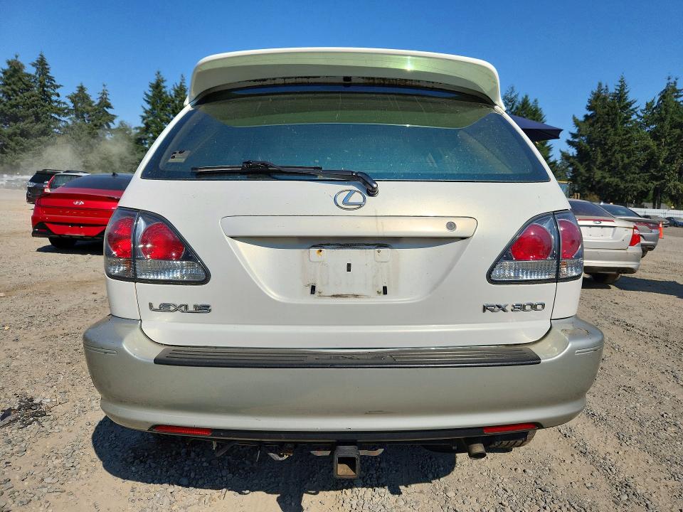 Photo 6 from auction – 2002 LEXUS RX with VIN JTJHF10U620244651