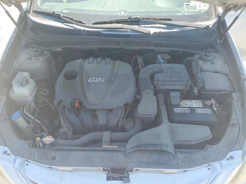 Photo 11 from auction – 2011 HYUNDAI SONATA with VIN 5NPEB4AC5BH098996