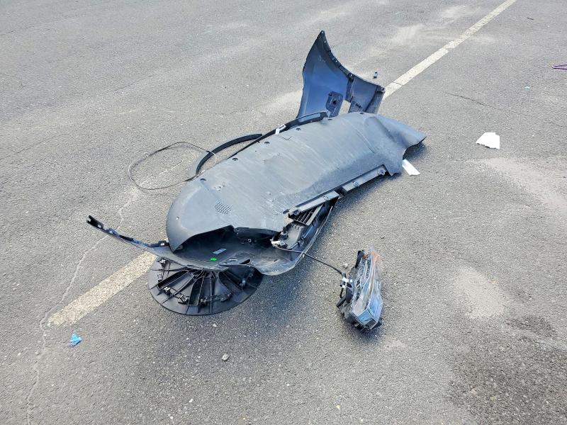 Снимка 12 от търг – 2025 TESLA MODEL Y с VIN 7SAYGDEDXSF266120