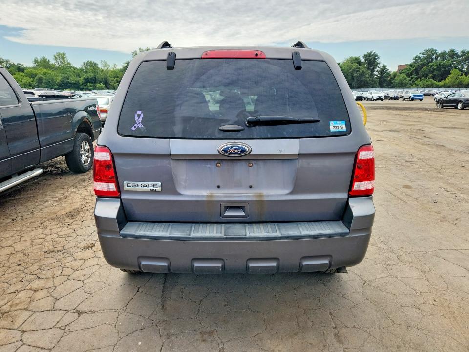 Photo 6 from auction – 2011 FORD ESCAPE with VIN 1FMCU0D71BKC53971