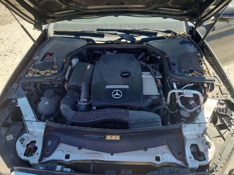 Photo 11 from auction – 2017 MERCEDES-BENZ E with VIN WDDZF4JB0HA205844