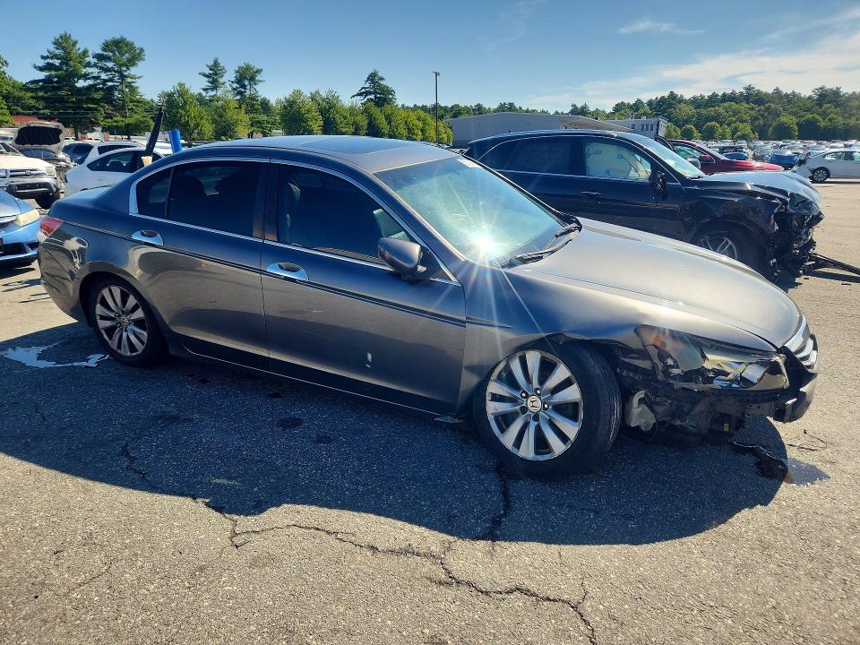 Photo 4 from auction – 2011 HONDA ACCORD with VIN 1HGCP3F88BA010006
