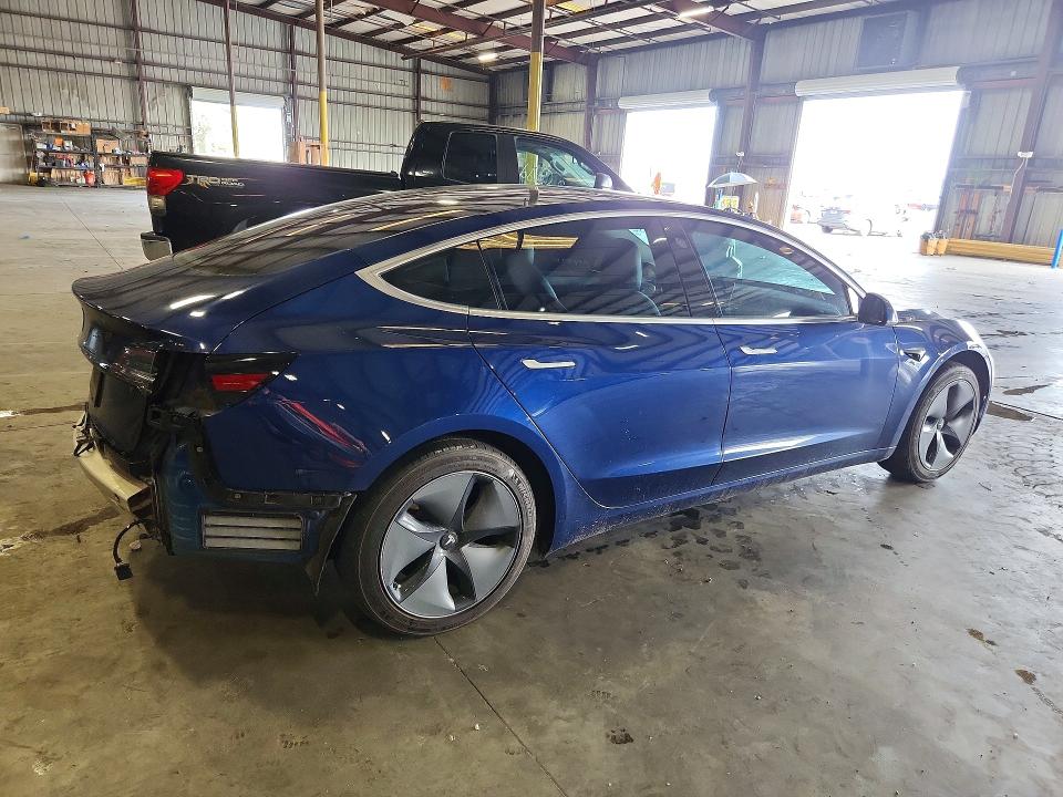 Photo 3 from auction – 2020 TESLA MODEL 3 with VIN 5YJ3E1EA8LF631090