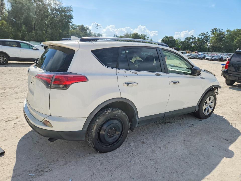 Снимка 3 от търг – 2018 TOYOTA RAV4 с VIN JTMZFREV0JJ200984