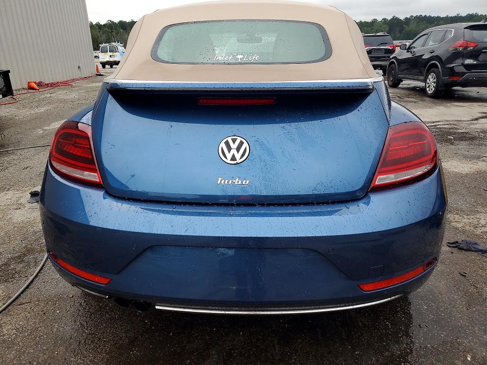 Photo 6 from auction – 2018 VOLKSWAGEN BEETLE with VIN 3VW5DAAT4JM518178