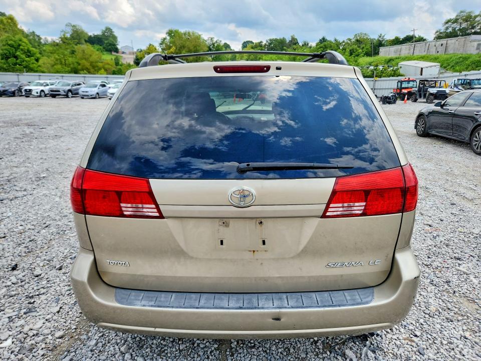 Photo 6 from auction – 2005 TOYOTA SIENNA with VIN 5TDZA23C85S238821