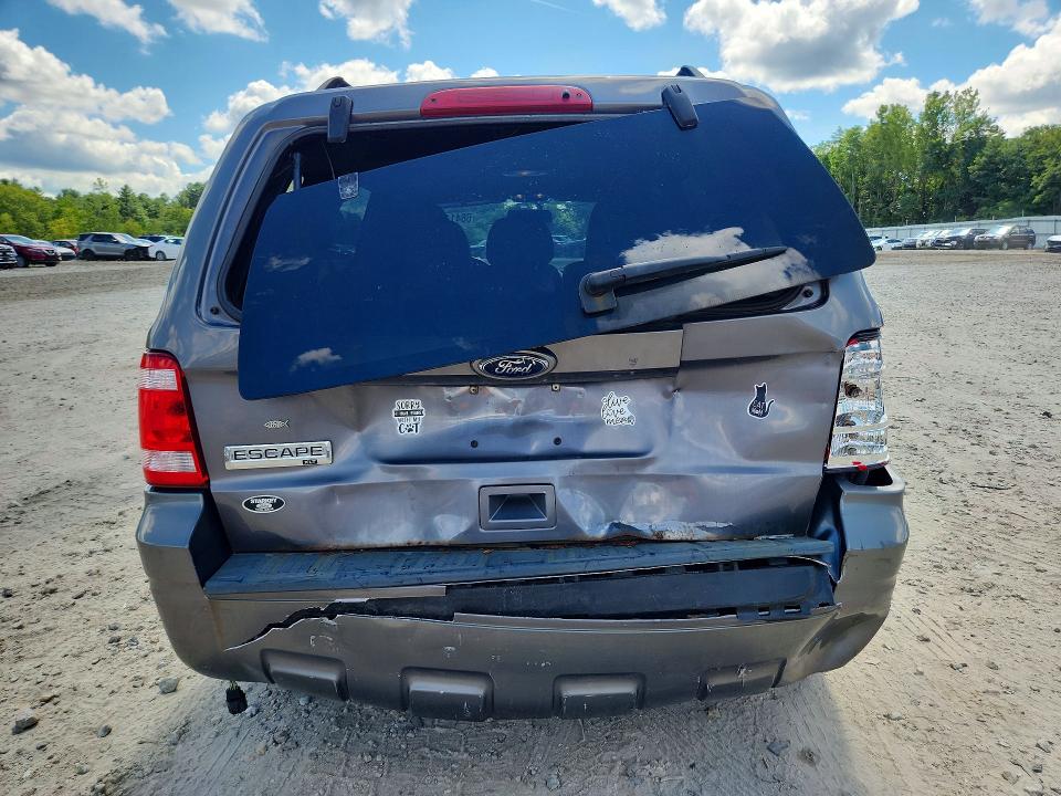 Photo 6 from auction – 2011 FORD ESCAPE with VIN 1FMCU9D78BKA65517