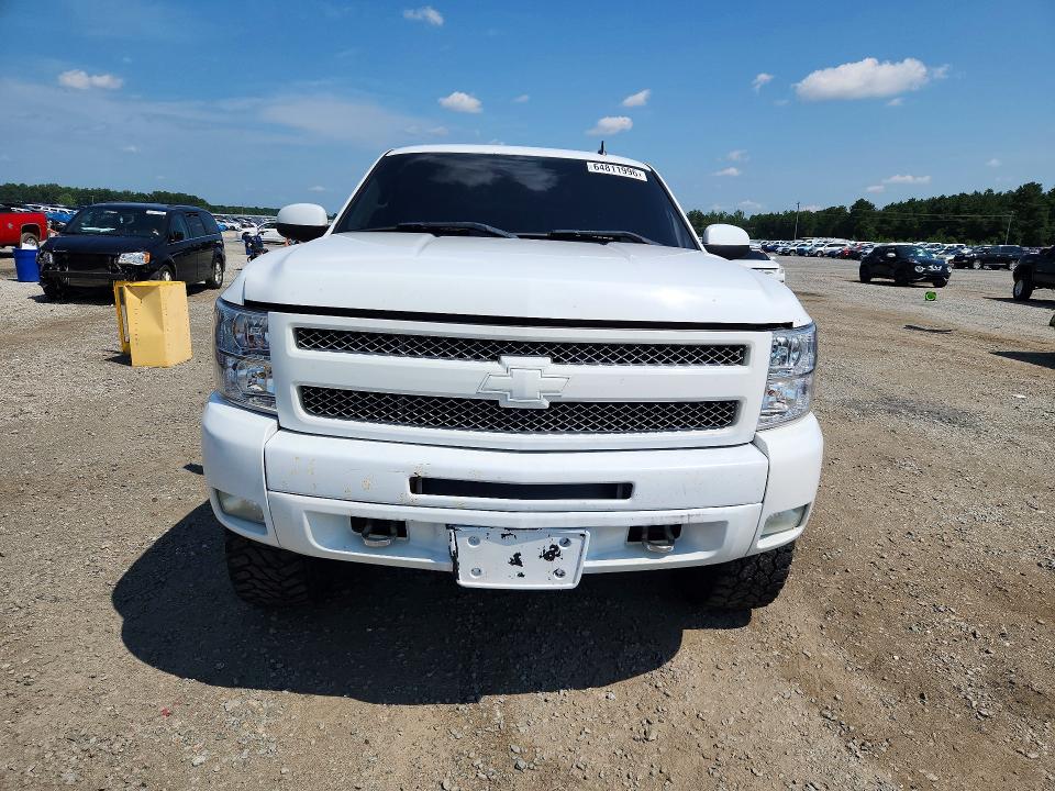 Photo 5 from auction – 2011 CHEVROLET SILVERADO with VIN 3GCPKSE35BG239145