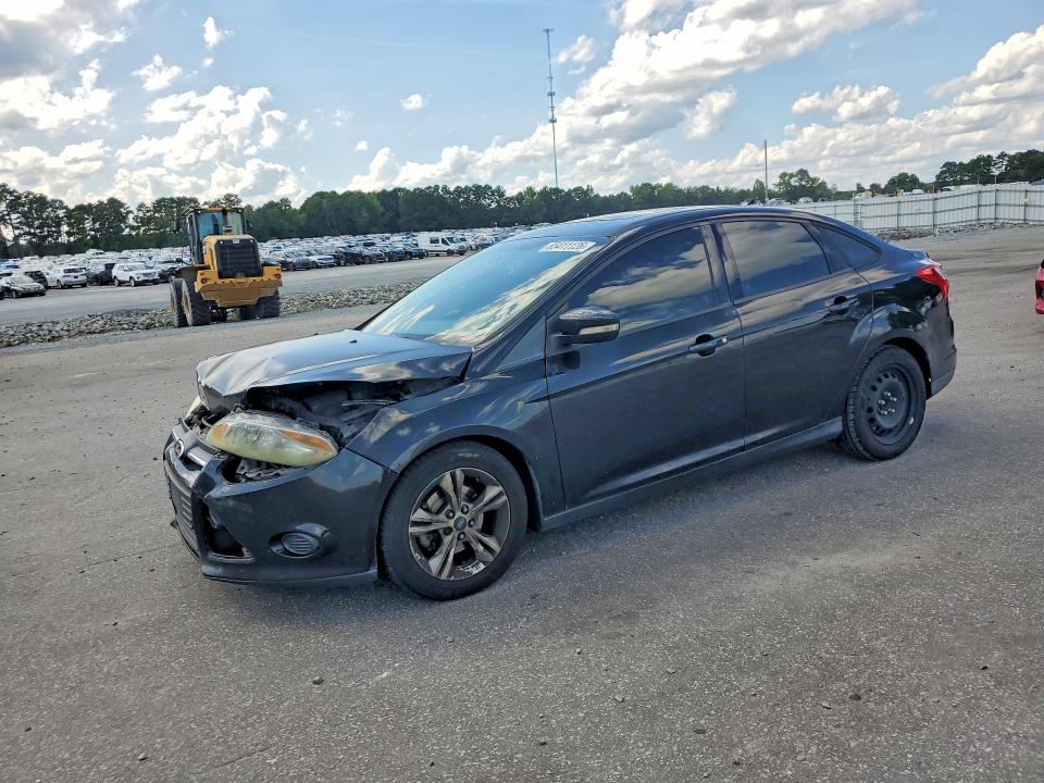 FORD FOCUS 2014 with VIN 1FADP3F2XEL435532 - Photo from auction