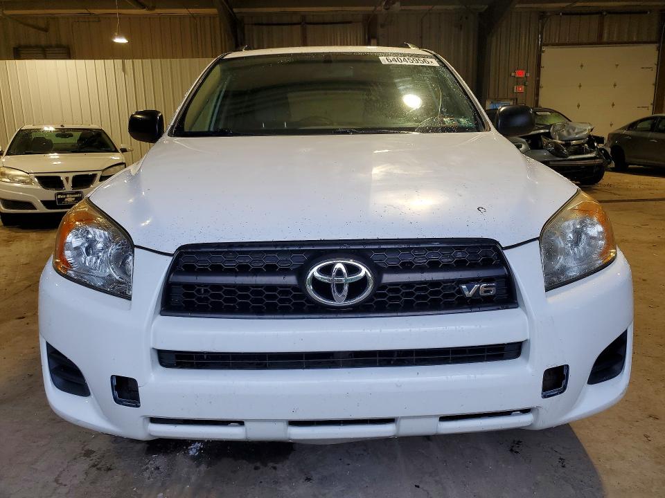 Photo 5 from auction – 2011 TOYOTA RAV4 with VIN JTMBK4DVXB5099173