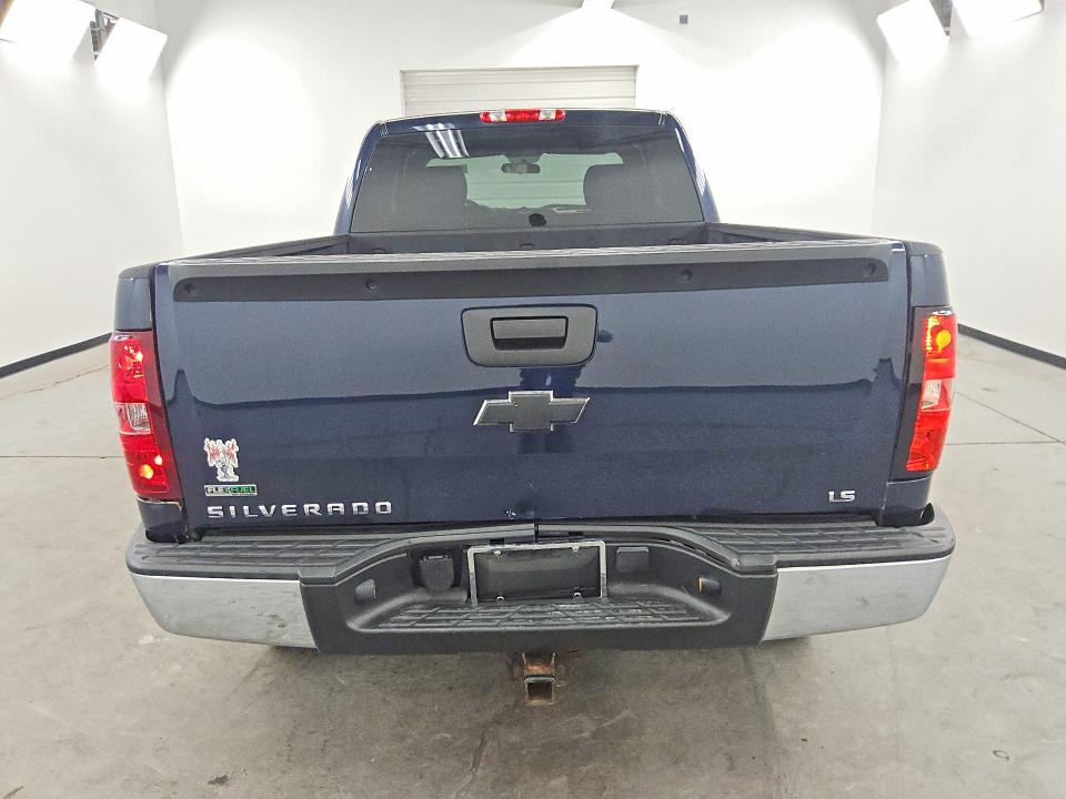Photo 6 from auction – 2011 CHEVROLET SILVERADO with VIN 1GCRKPEA6BZ210936