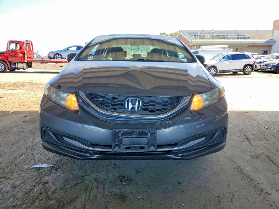 Снимка 5 от търг – 2013 HONDA CIVIC с VIN 19XFB2F52DE243566