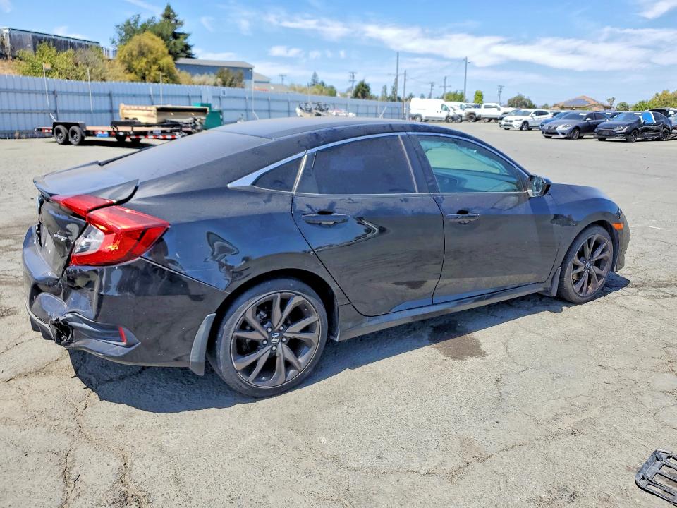 Photo 3 from auction – 2020 HONDA CIVIC with VIN 19XFC2F83LE210422