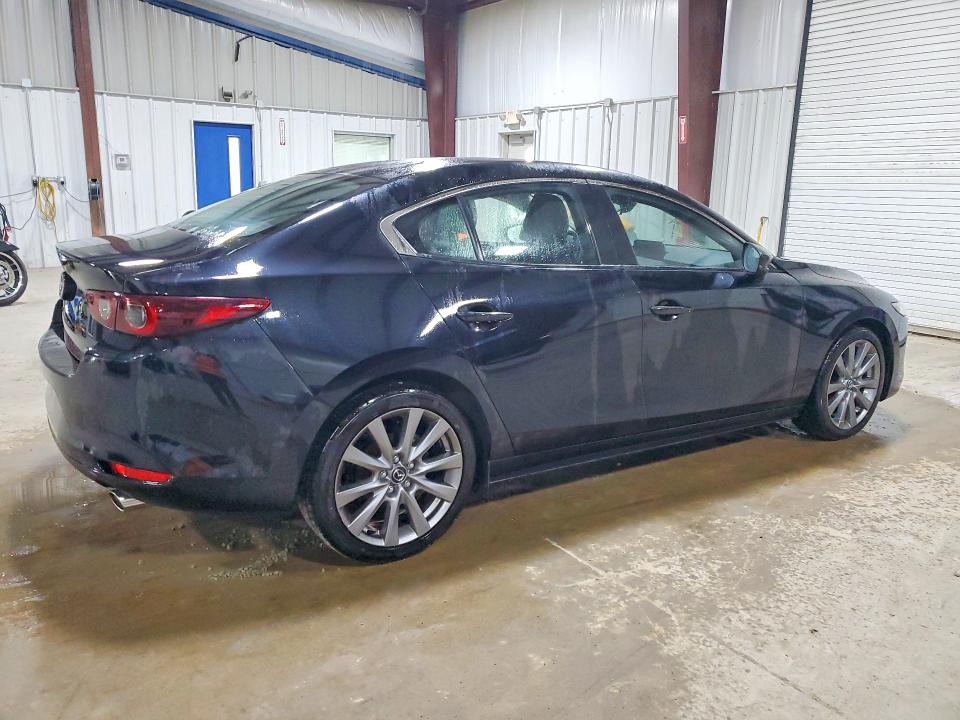 Photo 3 from auction – 2022 MAZDA 3 with VIN JM1BPABL6N1507939