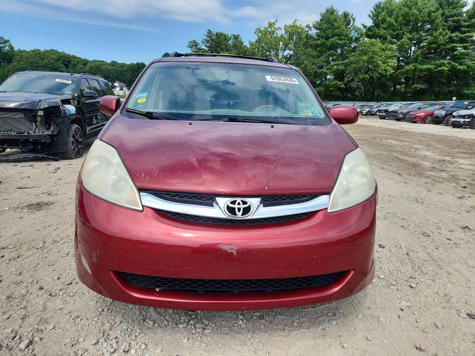 Photo 5 from auction – 2009 TOYOTA SIENNA with VIN 5TDBK22C39S022770