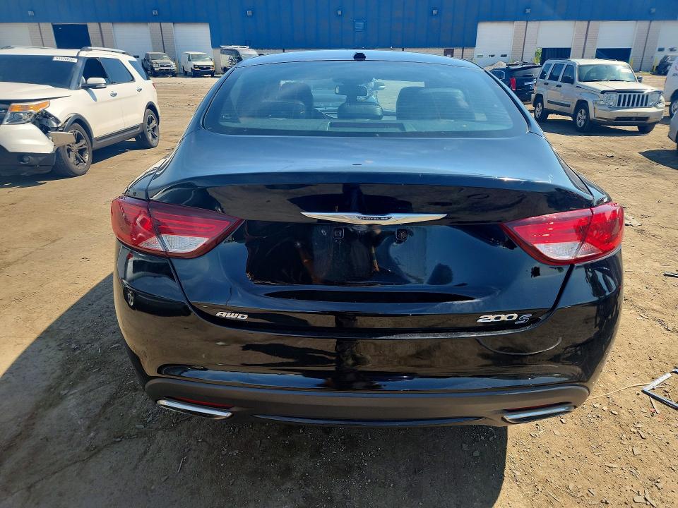Photo 6 from auction – 2015 CHRYSLER 200 with VIN 1C3CCCDG3FN610701