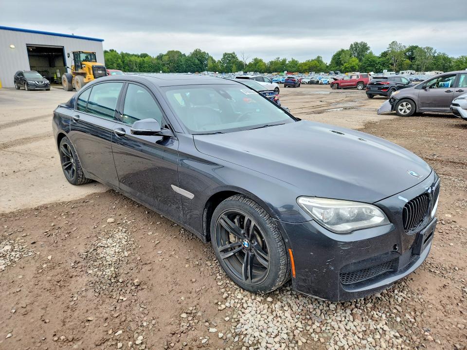 Photo 4 from auction – 2015 BMW 750 with VIN WBAYF8C5XFD654915