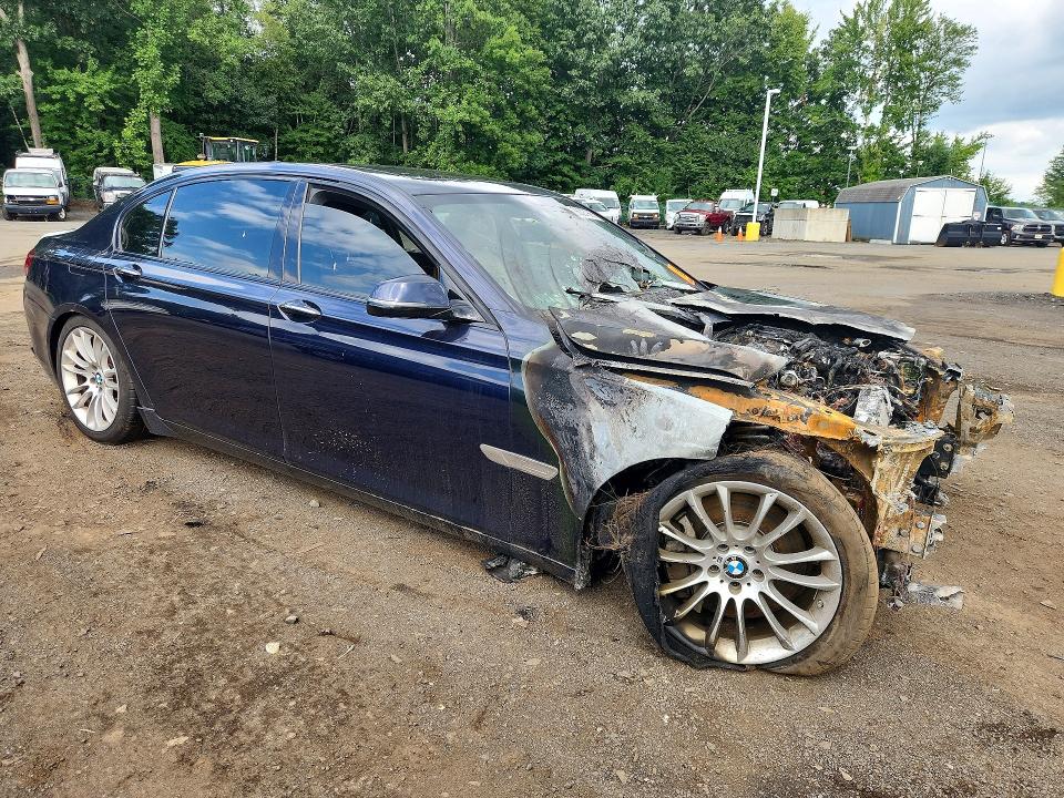 Photo 4 from auction – 2014 BMW 750 with VIN WBAYF8C58ED142505