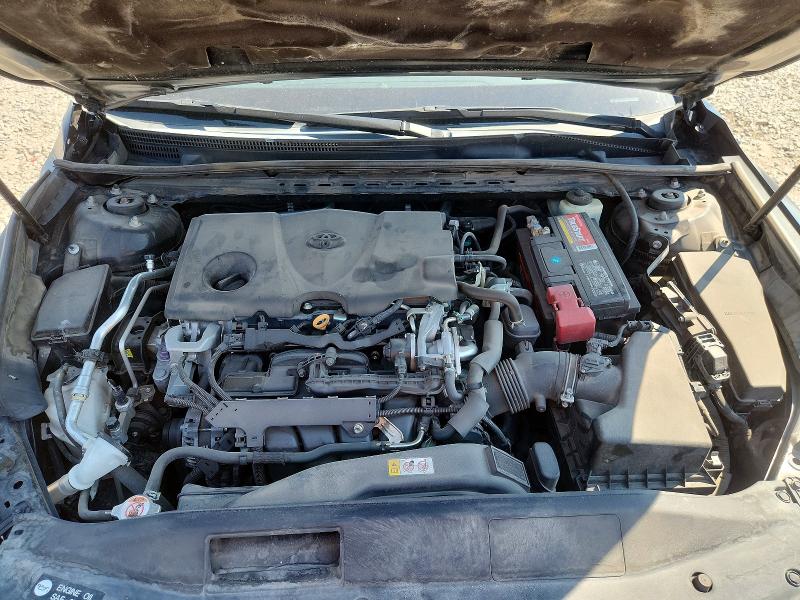 Photo 11 from auction – 2018 TOYOTA CAMRY with VIN 4T1B61HK2JU050732