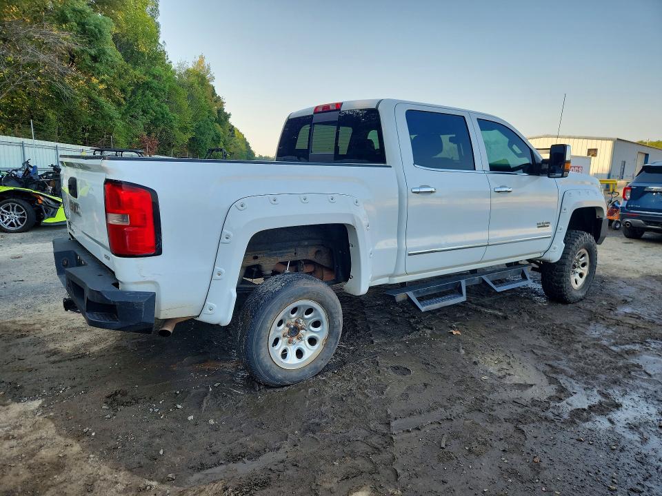 Photo 3 from auction – 2015 GMC SIERRA with VIN 3GTU2VEC3FG107205