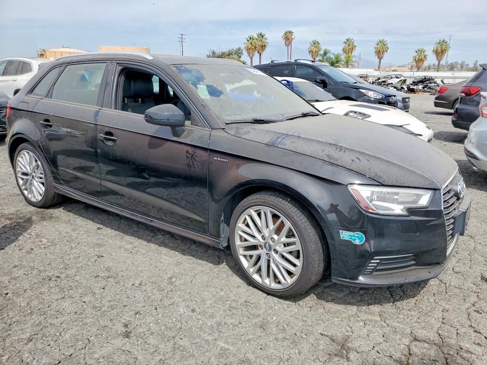 Photo 4 from auction – 2018 AUDI A3 with VIN WAUUPBFF3JA058164