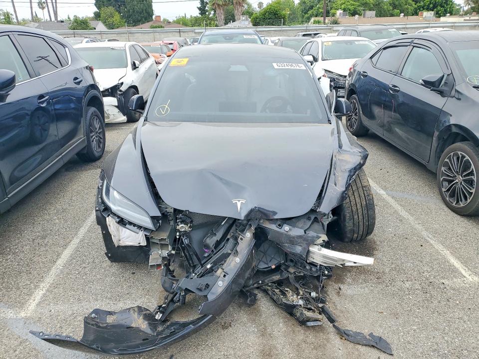 صورة رقم 5 من المزاد - 2025 TESLA MODEL 3 مع VIN 5YJ3E1EB3SF000951