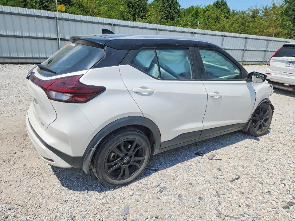 Photo 3 from auction – 2022 NISSAN KICKS with VIN 3N1CP5CV6NL528135