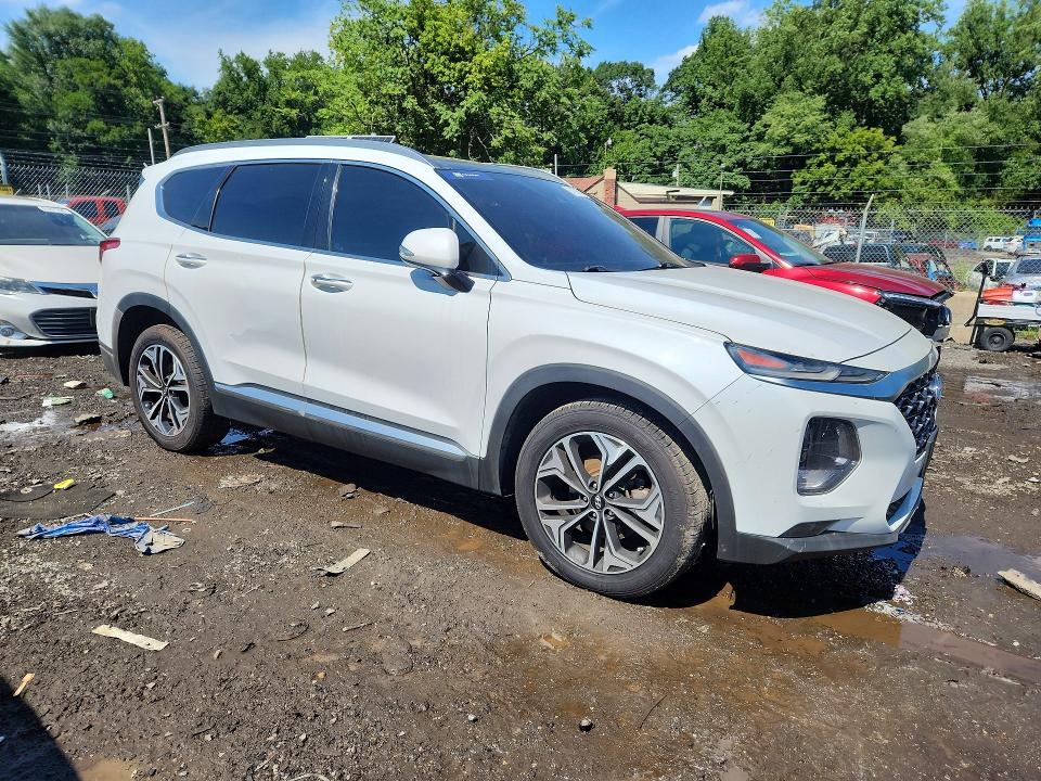 Photo 4 from auction – 2019 HYUNDAI SANTA FE with VIN 5NMS5CAA4KH037011