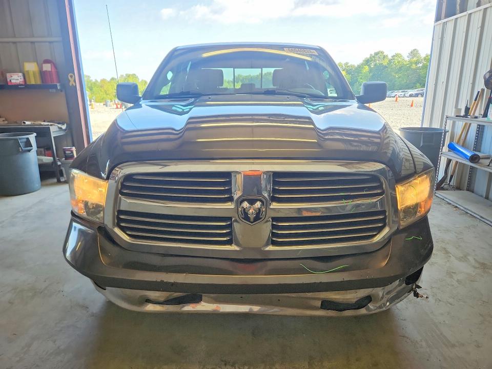 Photo 5 from auction – 2015 RAM 1500 with VIN 1C6RR7LT8FS610339
