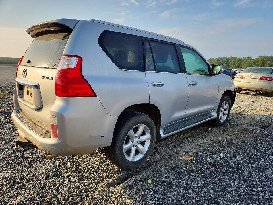Photo 3 from auction – 2010 LEXUS GX with VIN JTJBM7FX0A5015531