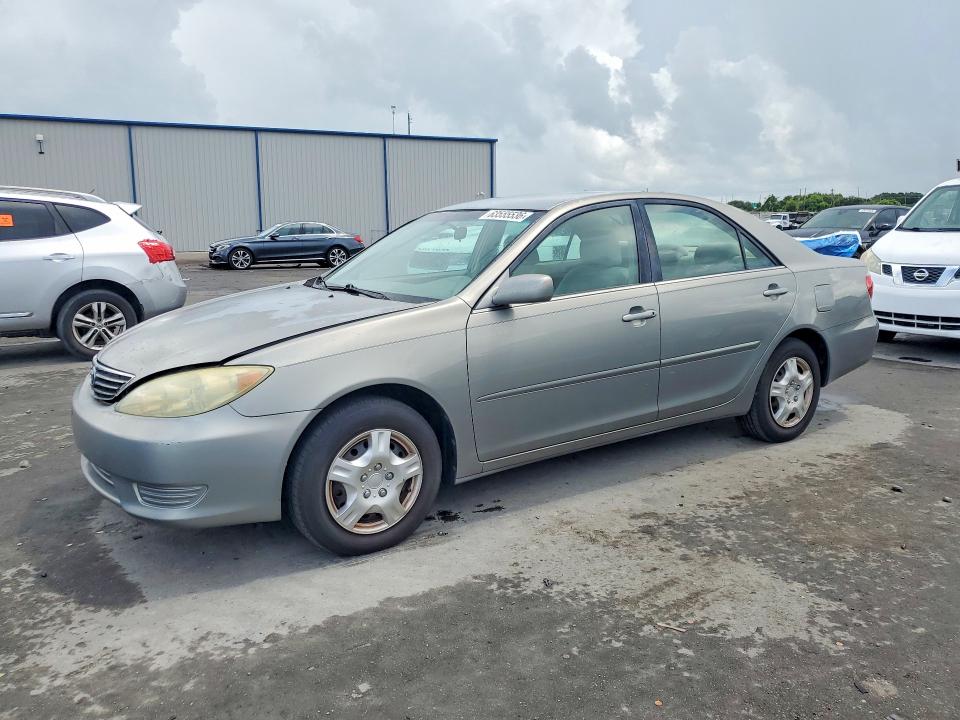 TOYOTA CAMRY 2006 with VIN 4T1BE32K56U715346 - Photo from auction